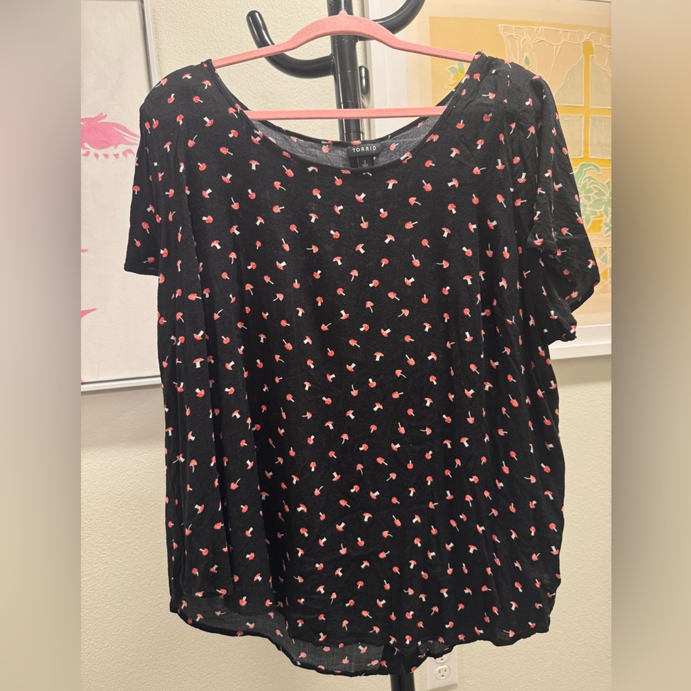 Torrid Mushroom blouse - size 2X